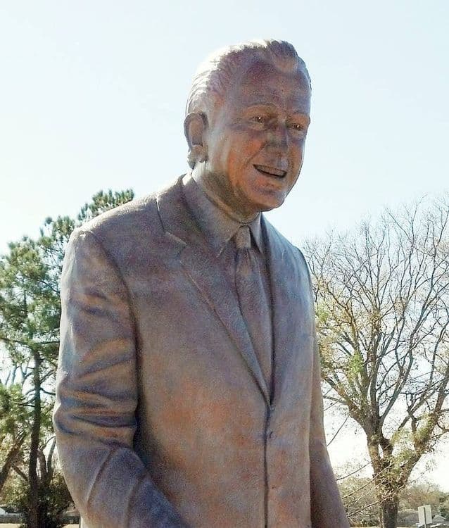 Monuments - Monarch's Hero - Hero Image