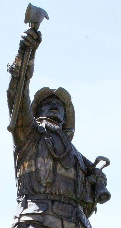 Monuments - In the Line of Fire - Thumbnail 6