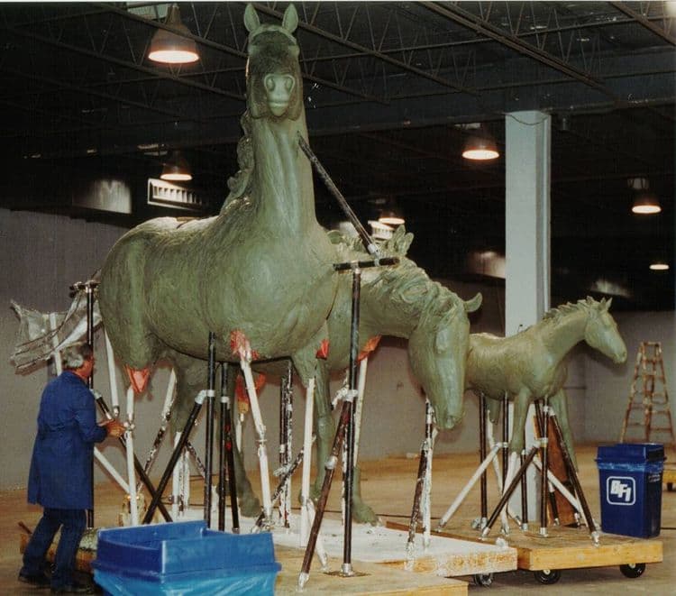 Monuments - Wild and Free - Thumbnail 6